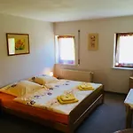 Haenel Lejlighed Hinterhermsdorf